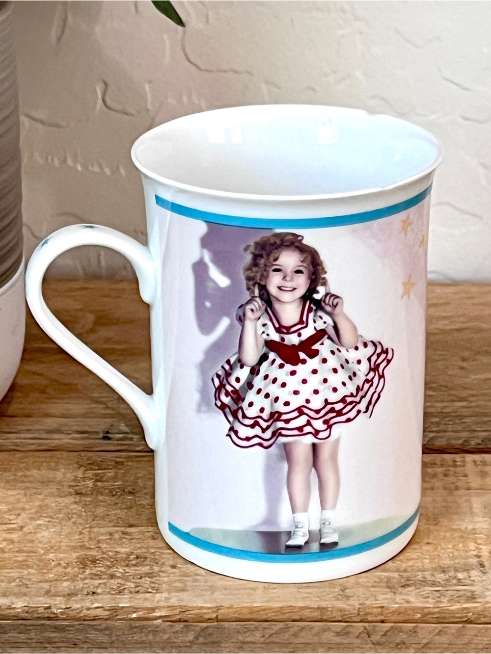 Vintage Danbury Mint Shirley Temple "Stand Up and Cheer 1934" Mug - Picture 3 of 6